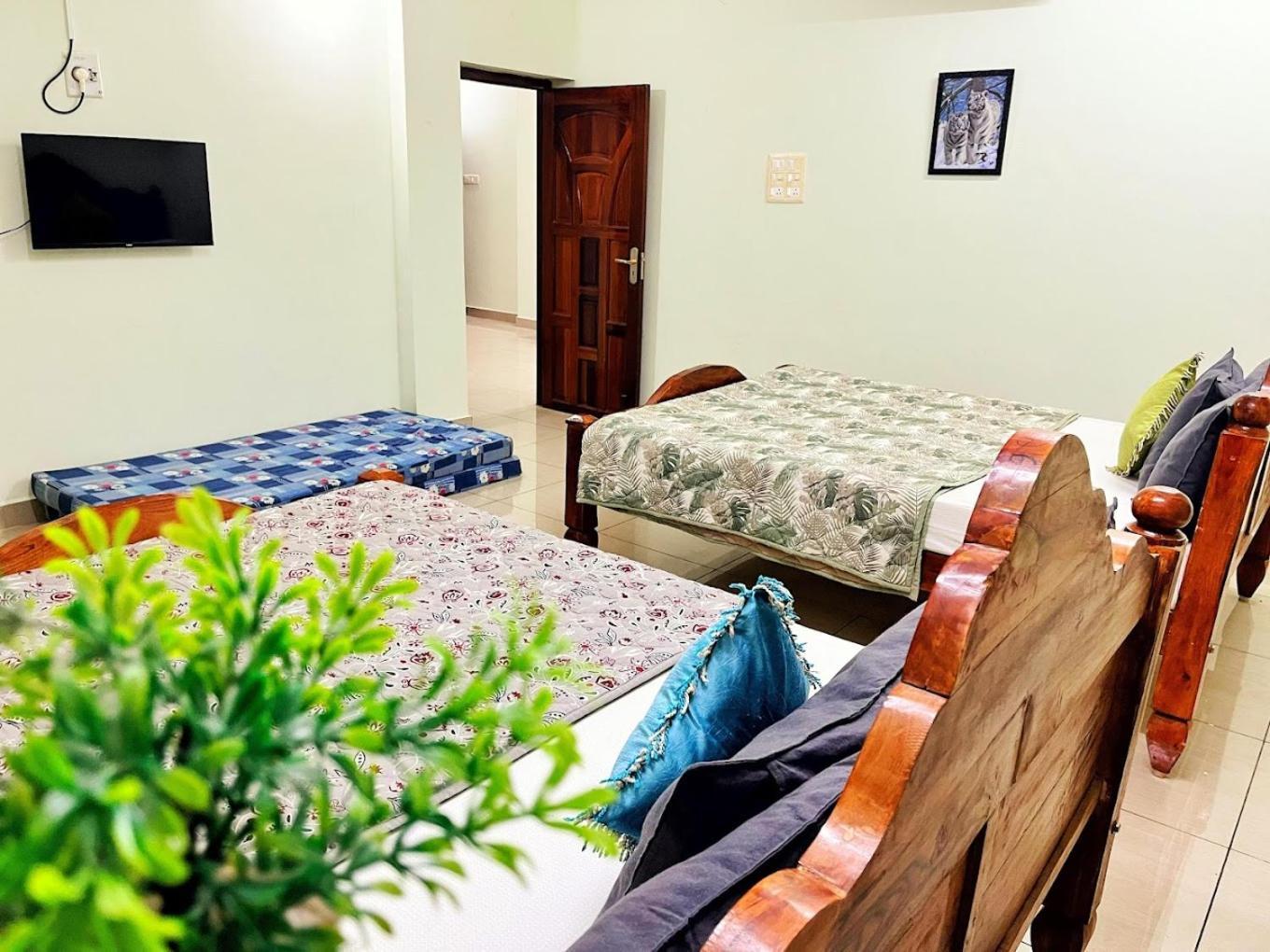Shivam Eden Beach Homestay Пудучеррі Екстер'єр фото
